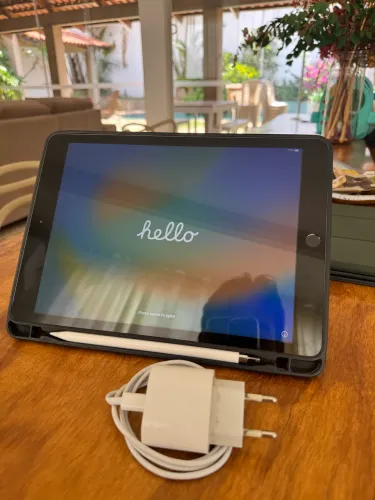 iPad 8th generation com Apple Pencil