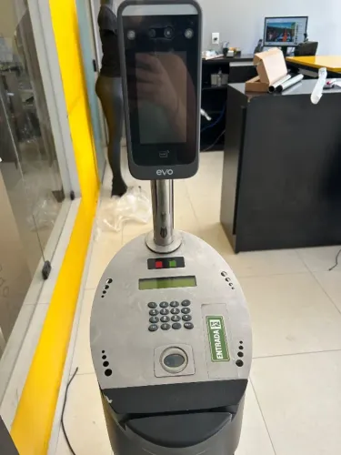 Catraca de acesso topdata com leitor facial
