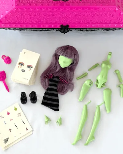 Maleta Laboratório de Criações Monster High Create 2011 - (completo)