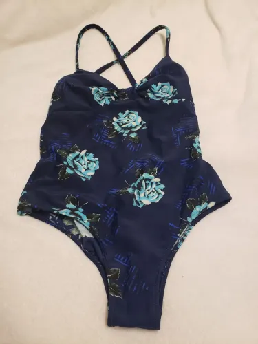 Maiô floral 