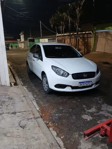 Fiat Grand Siena 1.0 EVO Flex 8V 4P 2021
