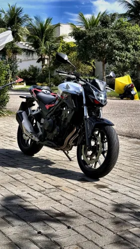 Honda CB500F 2022 - 9.730km apenas!! Moto nova