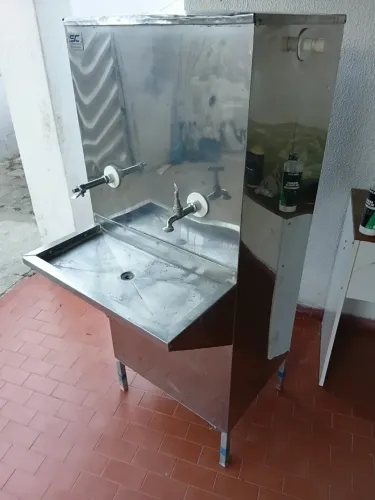 Bebedouro de água 