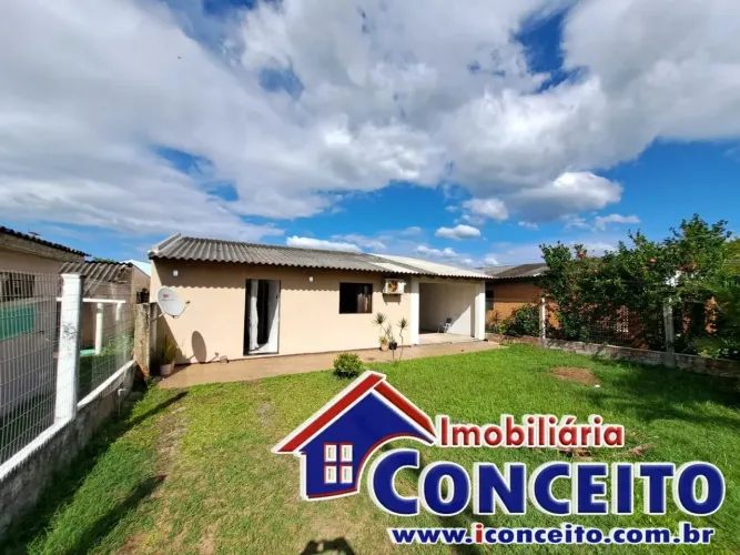 C21 - Residência em localização tranquila no balneário Harmonia
