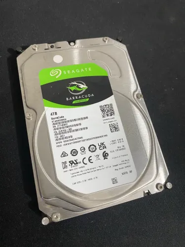 Hd 4tb Seagate Barracuda Sata 6gb/s 3.5 - St4000dm004