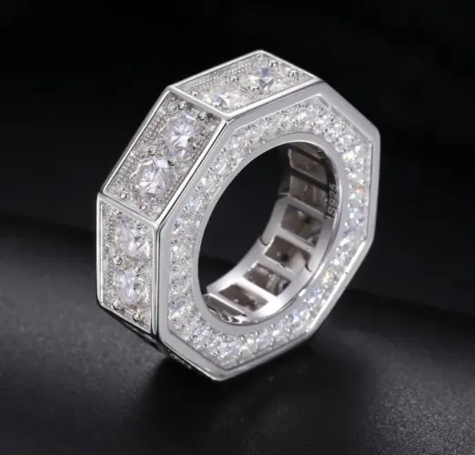 Anel moissanite