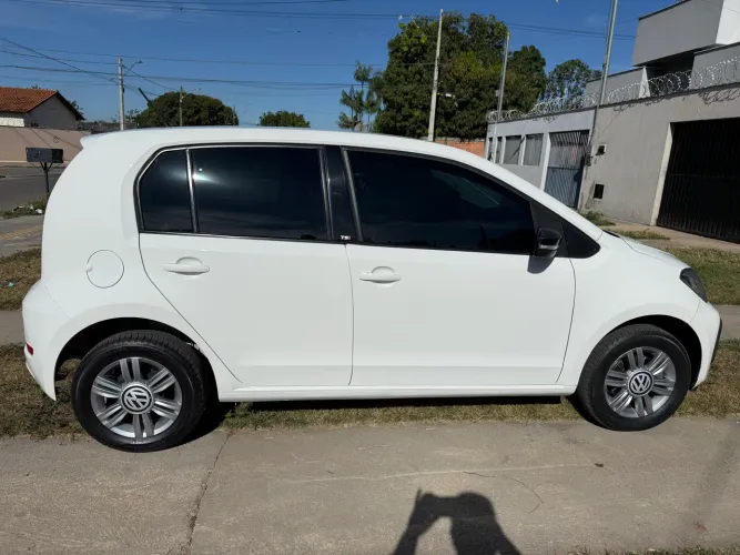 Volkswagen Up! Move 1.0 TSI Total Flex 12V 5P 2019