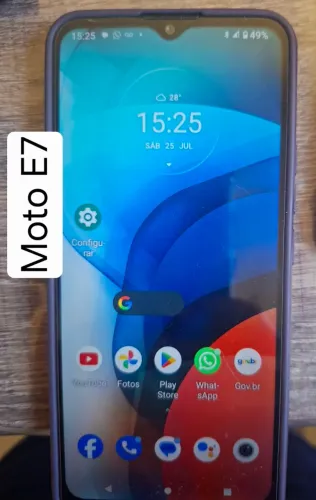 Celular Moto E7