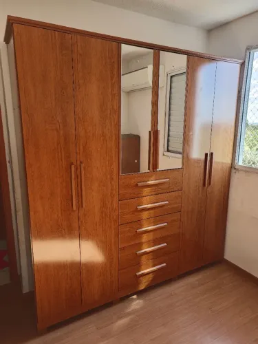 Guarda roupa casal de MDF semi novo ENTREGO e MONTO