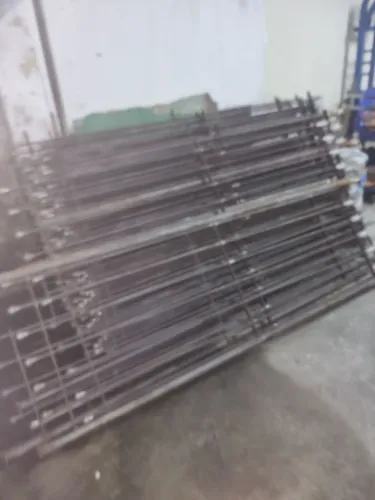 Grade ferro maciso