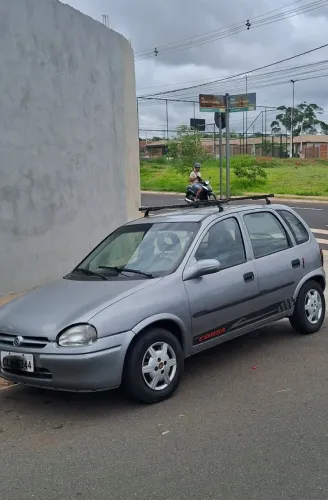 Chevrolet Corsa Super 1.0 MPFI / 2P E 4P 1998
