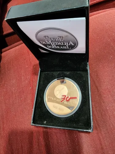 Medalha Comemorativa 30 Anos Rock In Rio 1985,2015 Bronze