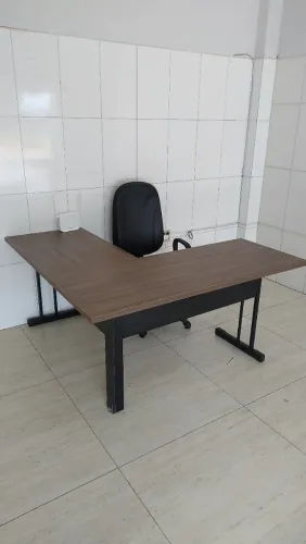 Mesa para Escritório em L - Com 02 Gavetas 