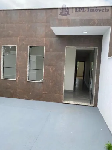 Casa para Venda em Sarzedo, Santa Rosa, 3 dormitórios, 1 suíte, 3 banheiros, 2 vagas