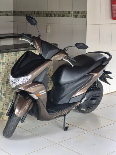 Yamaha Fluo 2025 garantia de fábrica ipva pago