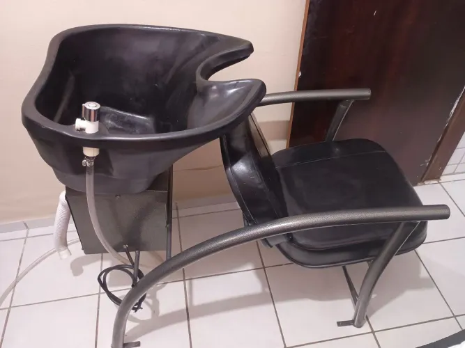 Lavatório para cabelo 250 reais