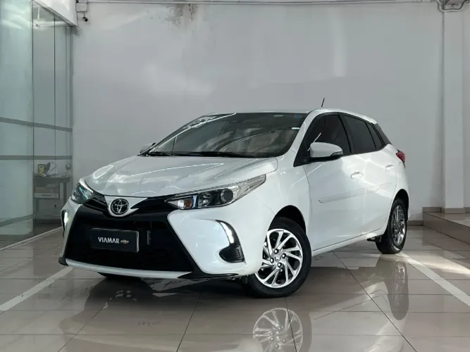 Toyota Yaris XS Connect 1.5 Flex 16V 5P AUT 2023