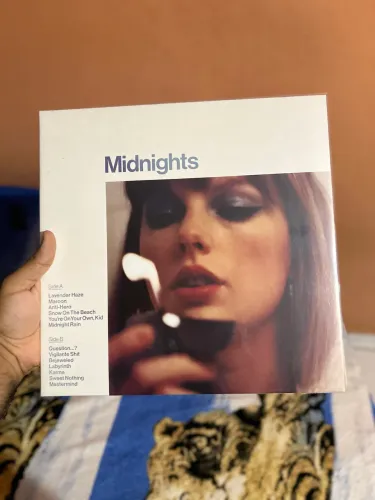 Midnights Moonstone