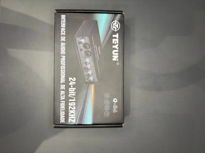 Interface de Áudio Teyun Q-24 Preto 24bit/192kHz