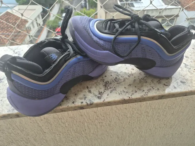Tênis de basquete ADIDAS - ORIGINAL - OPORTUNIDADE ÚNICA