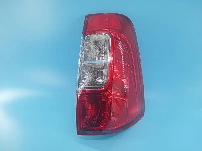 Lanterna Direita  Canto Frontier Ano:2017 Marca:Tyc