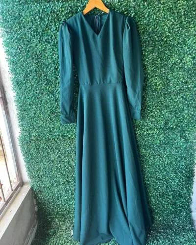 VESTIDO VERDE