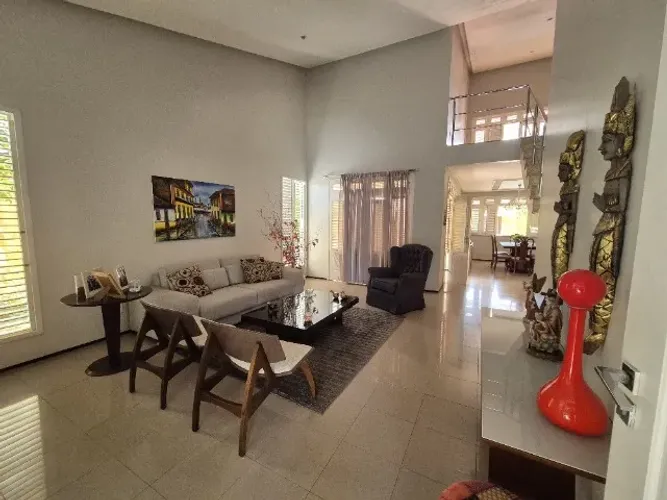 Vendo linda Casa Duplex para Venda no bairro Alterosa | 600m²
