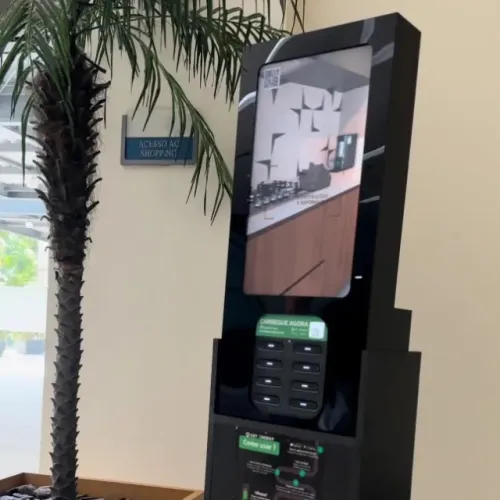 Vendo Franquia Lucrativa! Totem de publicidade + powerbanks portáteis com software 