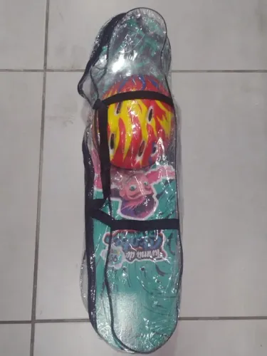 Skate infantil + Kit De Segurança Capacete Joelheira E Tornozeleira