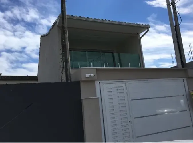 Casa Duplex porteira fechada 2 quartos Santa Cruz Vitor Dumas AC carro