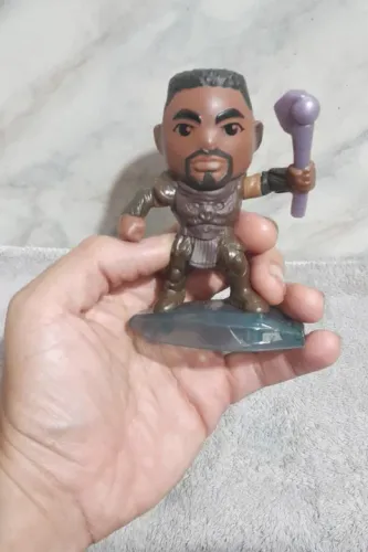 Boneco McDonald's Pantera Negra Wakanda Para Sempre - M'Baku (Envio Pela OLX Pay)