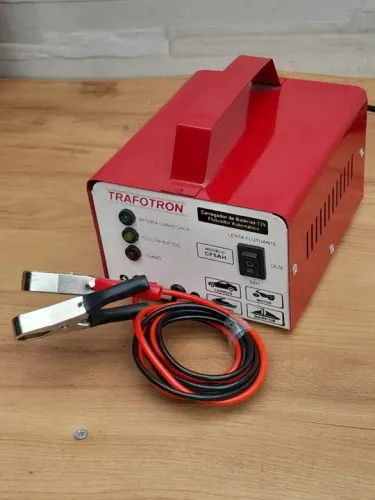 Carregador de Baterias 12V TRAFOTRON CF5AH