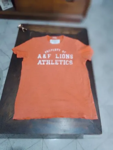 Camiseta Abercrombie M impor.