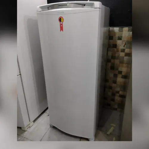 Geladeira frost free 322L
