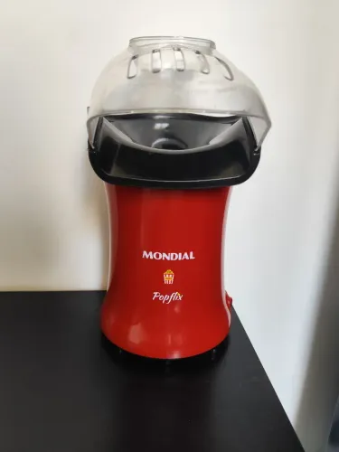 Pipoqueira Elétrica Mondial Popflix Vermelha