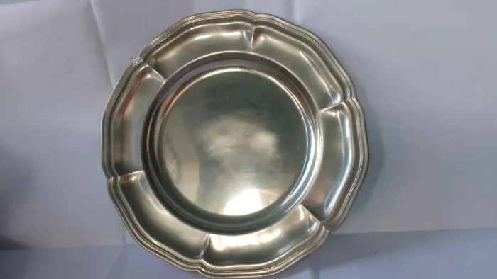 Travessa bandeja elegância em design marca CORTASA ALPACA 28 cm