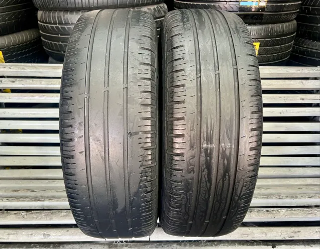 Par de Pneus 225/70/15C Hankook Vantar LT / Pneu 225/70R15C Carga