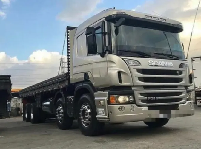 Scania P310 carroceria ano 2015