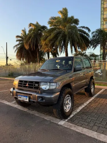 Mitsubishi Pajero GLS 3.5 V6 2P AUT 1999