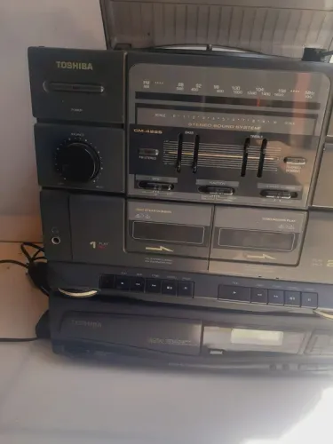 Som TOSHIBA CM-:4225