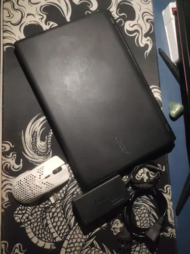 notebook Acer ES1-511-C98N