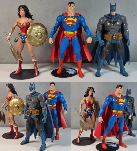 Action figures Batman, Superman e Mulher Maravilha 