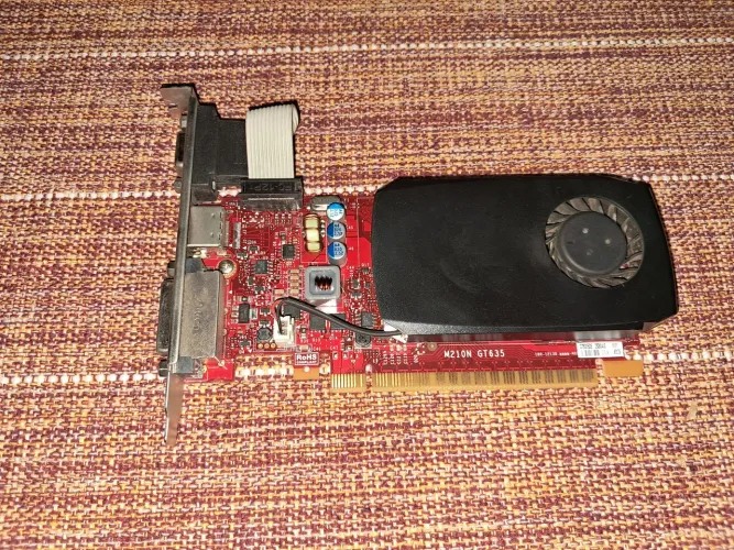 Placa de vídeo GT 635
