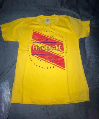 Roupas novas infantil