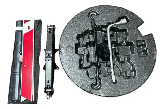 Kit Macaco+triangulo+chave De Roda Toyota Corolla Xei 2023