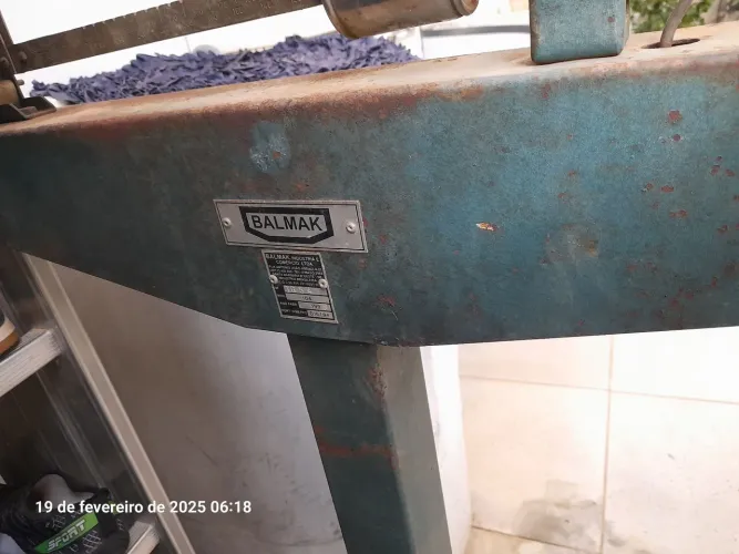 Balança 300kg com mesa de pesagem