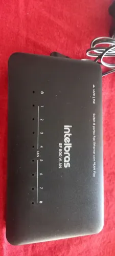 Switch Intelbras SF 800 VLAN 8 Portas Fast Ethernet
