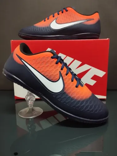 Chuteira Futsal