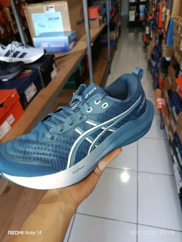 Tênis Asics gel Shogun