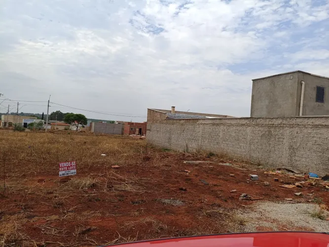 Vendo lote no Antônio Carlos pires